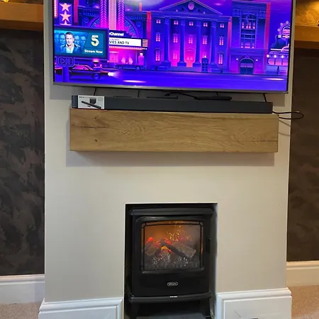 Stunning One Bedroom Apartment Bristol